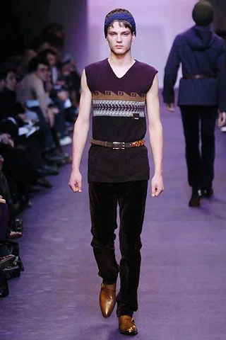 Look 16